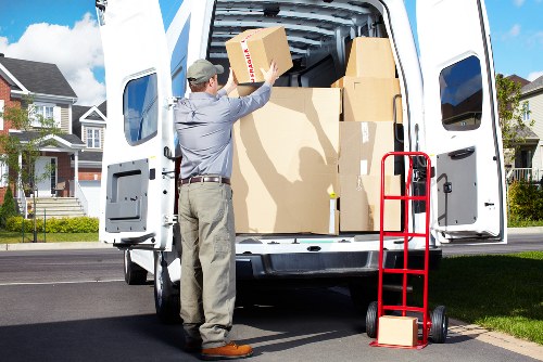 Liability and security conditions for storage customers
